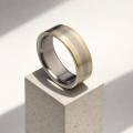 AH-Trio-3-Titán-és-sárga-arany-karikagyűrű-8-mm.webp